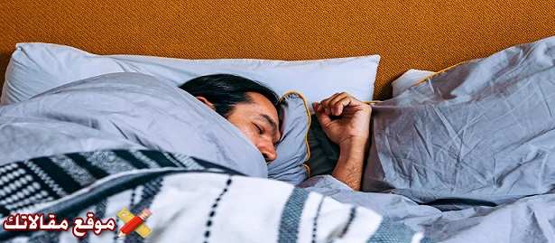 تفسير حلم النوم في المنام للعزباء والمتزوجة
